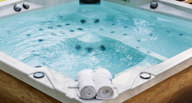 Spa design HC1 6 - Infinity Pool Bordeaux spa-bien-etre-eau-bois-relaxation